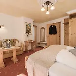 Hotel Rastbichlhof 4*