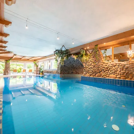 فندق Biohotel Rastbichlhof