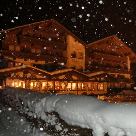 Biohotel Rastbichlhof Inkl Stubai Super Card Hotel 4*