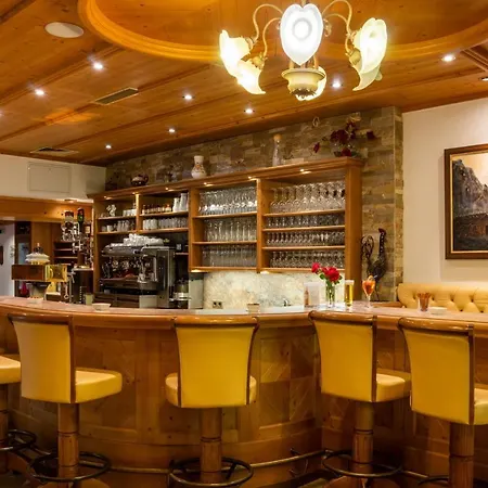 Hotel Rastbichlhof 4*