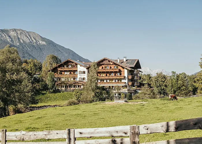 Hotel Biohotel Rastbichlhof 4*