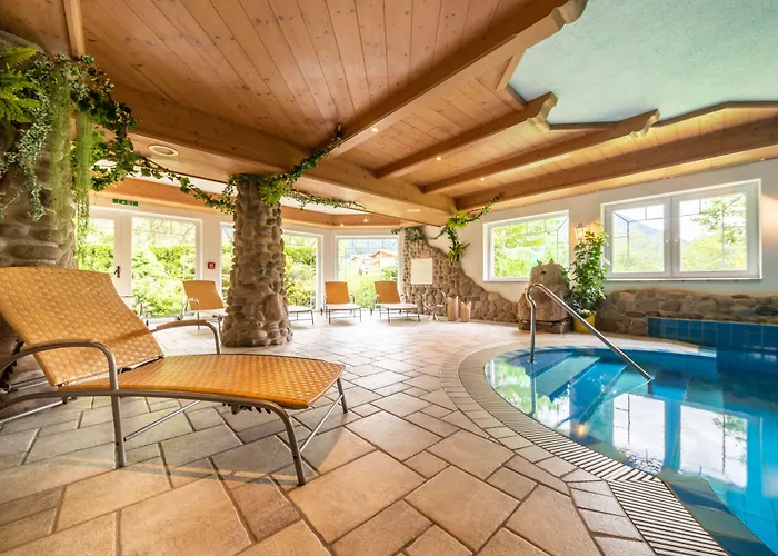 Hotel Biohotel Rastbichlhof 4*