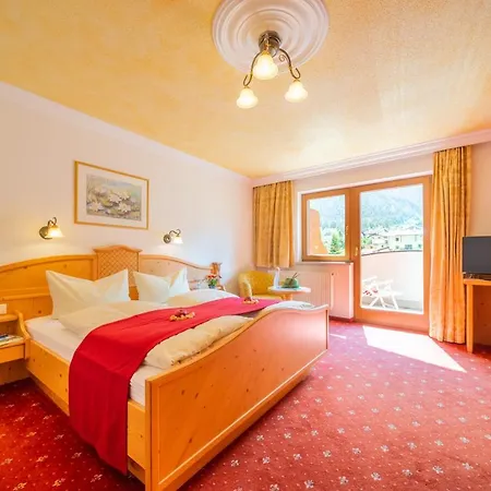 מלון Biohotel Rastbichlhof